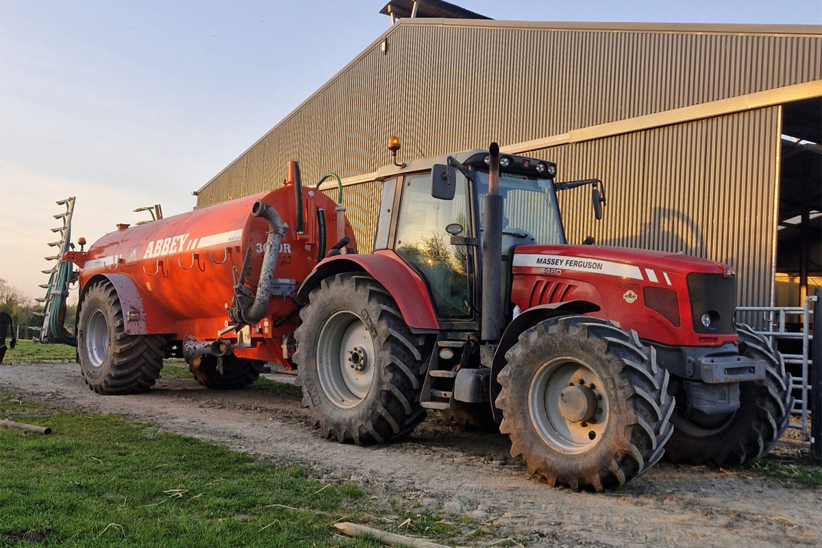 Abbey Tank and Applicator on farm